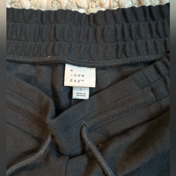 Black Sweats Joggers High-Rise Ankle Length Taper
Knit Pants - A New Day™ - Picture 12 of 15